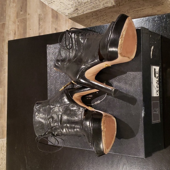 PRADA Lace up platform heels / booties! - Picture 5 of 10